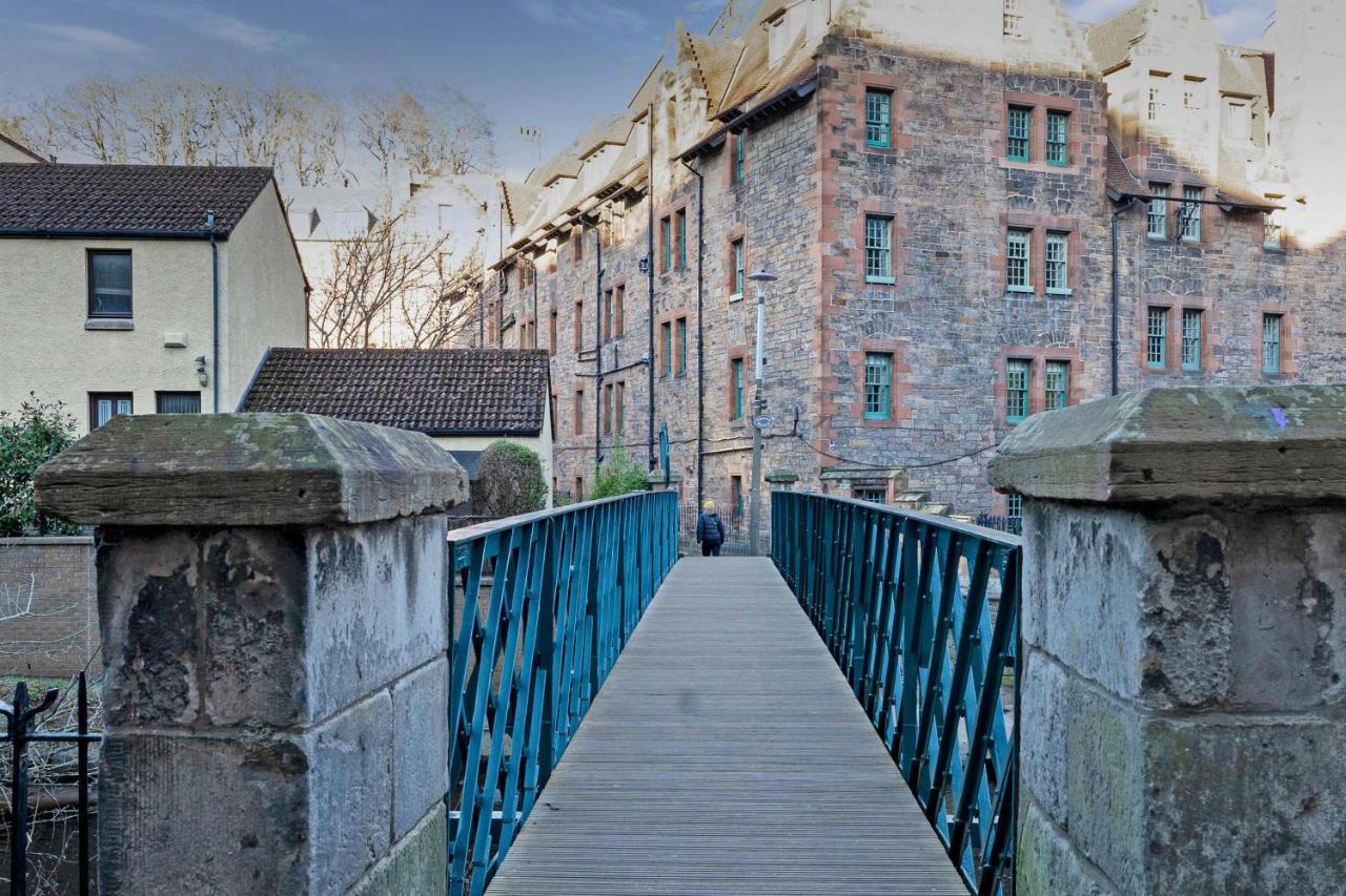 Elegant & Unique Getaway - Spacious 3 Bedroom, 2 Bathroom City Centre Apartment - Free Allocated Parking. Edimburgo Exterior foto